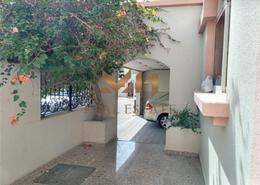 Villa - 5 bedrooms - 6 bathrooms for rent in Al Nahyan - Abu Dhabi