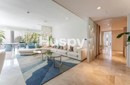 Apartment - 4 Bedrooms - 5 Bathrooms for sale in FIVE Palm Jumeirah - Palm Jumeirah - Dubai