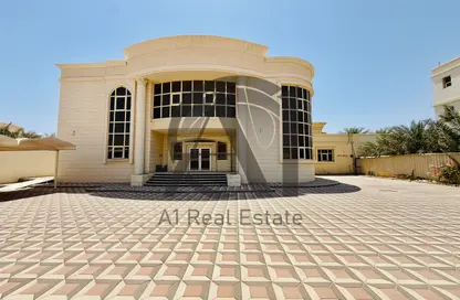 Villa - 7+ Bedrooms - 7+ Bathrooms for rent in Ramlat Zakher - Zakher - Al Ain
