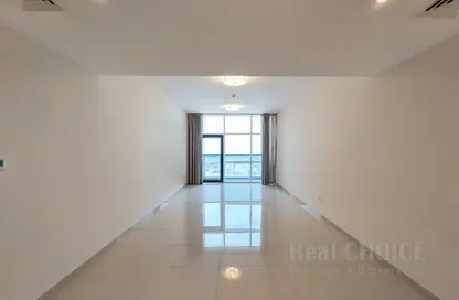 Apartment - 3 Bedrooms - 4 Bathrooms for rent in Duja Tower - Sheikh Zayed Road - Dubai