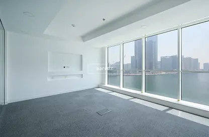 Office Space - Studio for rent in Lake Central - Business Bay - Dubai