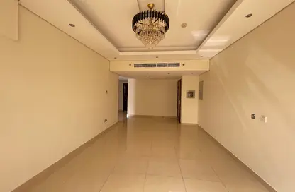 Apartment - 2 Bedrooms - 3 Bathrooms for rent in Al Zarooni - Nadd Al Hammar - Dubai