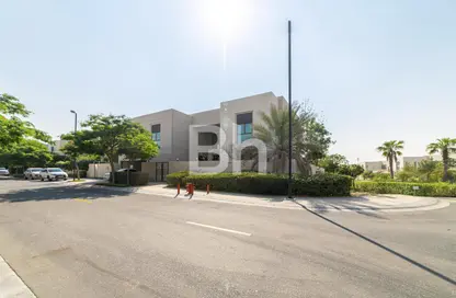 Villa - 5 Bedrooms - 6 Bathrooms for rent in Millennium Estates - Meydan Gated Community - Meydan - Dubai