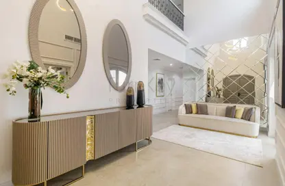 Villa - 5 Bedrooms - 6 Bathrooms for rent in Garden Homes Frond O - Garden Homes - Palm Jumeirah - Dubai