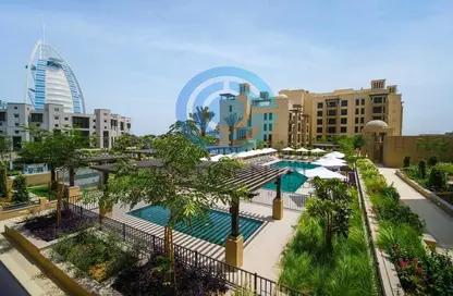 Apartment - 1 Bedroom - 2 Bathrooms for sale in Jomana 8 - Madinat Jumeirah Living - Umm Suqeim - Dubai