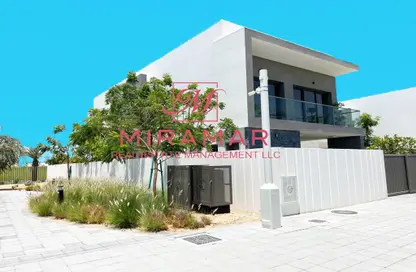 Apartment - 3 Bedrooms - 4 Bathrooms for rent in Redwoods - Yas Acres - Yas Island - Abu Dhabi