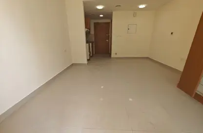 Apartment - Studio - 4 Bathrooms for rent in Lakeside Tower D - Lakeside Residence - Dubai Production City (IMPZ) - Dubai