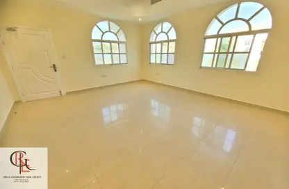 فيلا - 4 غرف نوم - 5 حمامات للايجار في مركز محمد بن زايد - مدينة محمد بن زايد - أبوظبي