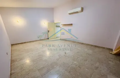 شقة - 1 حمام للايجار في الوحدة - أبوظبي