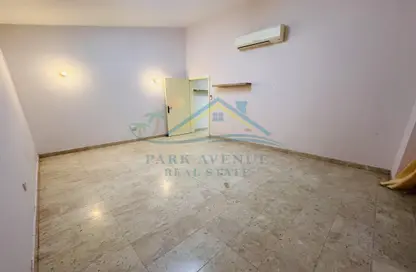 Apartment - 1 Bathroom for rent in Al Wahda - Abu Dhabi