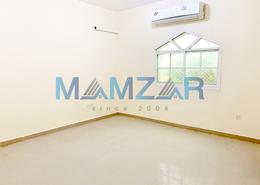Apartment - 2 bedrooms - 2 bathrooms for rent in Al Falah City - Abu Dhabi