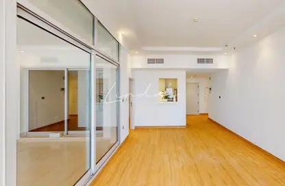 Apartment - 3 Bedrooms - 4 Bathrooms for rent in Skyview Tower - Dubai Marina - Dubai
