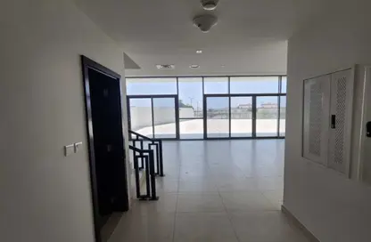 Apartment - 4 Bedrooms - 3 Bathrooms for rent in Al Rawdah - Abu Dhabi