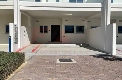 Townhouse - 3 Bedrooms - 5 Bathrooms for sale in Aknan Villas - Victoria - Damac Hills 2 - Dubai Townhouse - 3 Bedrooms - 5 Bathrooms for sale in Aknan Villas - Victoria - Damac Hills 2 - Dubai