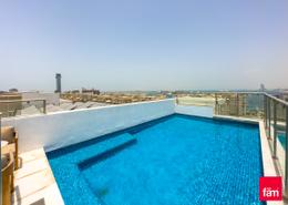 صورةحوض سباحة لـ: بنتهاوس - 4 غرف نوم - 5 حمامات للبيع في فايف نخلة جميرا - نخلة الجميرا - دبي, صورة 1