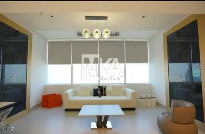 Apartment - 1 Bedroom - 2 Bathrooms for rent in Sky Gardens - DIFC - Dubai