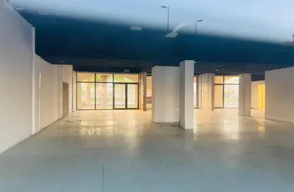 متجر - استوديو للايجار في طراز فرنسي - المدينة الدولية - دبي