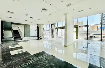 Show Room - Studio for rent in Port Saeed - Deira - Dubai