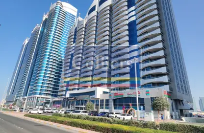 Apartment - 5 Bedrooms - 5 Bathrooms for rent in Al Mina Tower - Al Mina - Abu Dhabi