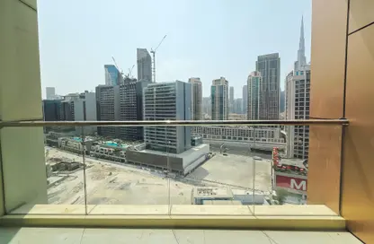 شقة - 2 غرف نوم - 3 حمامات للايجار في برج كورال - الخليج التجاري - دبي
