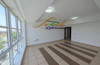 Apartment - 2 Bedrooms - 4 Bathrooms for rent in Al Jaheli - Al Ain