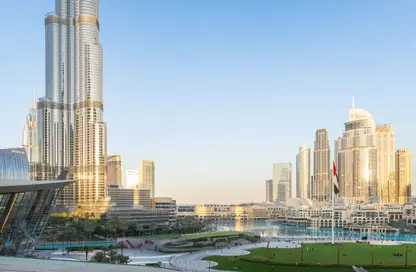 Apartment - 2 Bedrooms - 3 Bathrooms for rent in Burj Khalifa Area - Downtown Dubai - Dubai