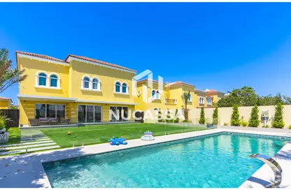 Villa - 4 Bedrooms - 4 Bathrooms for sale in Legacy - Jumeirah Park - Dubai