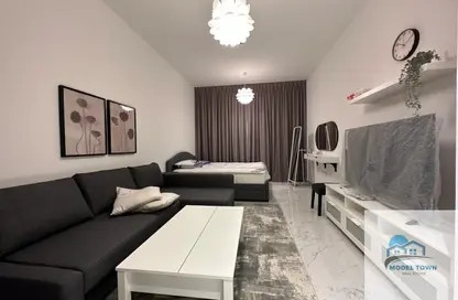Apartment - Studio - 1 Bathroom for rent in Oasis 1 - Oasis Residences - Masdar City - Abu Dhabi