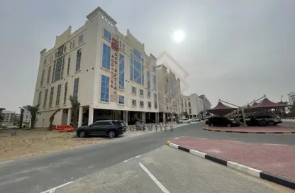 Apartment - 1 Bedroom - 2 Bathrooms for sale in Al Ameera Village - Ajman