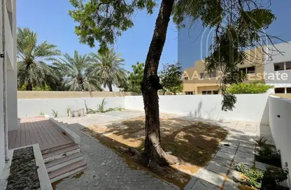 Villa - 5 Bedrooms - 4 Bathrooms for rent in Umm Suqeim 1 Villas - Umm Suqeim 1 - Umm Suqeim - Dubai