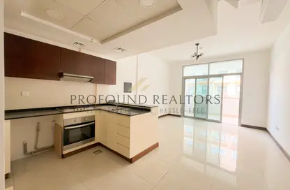 شقة - غرفة نوم - 2 حمامات للايجار في فيلا بيرا - قرية الجميرا سركل - دبي