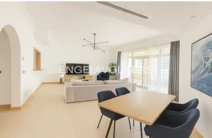 Apartment - 2 Bedrooms - 4 Bathrooms for rent in Al Basri - Shoreline Apartments - Palm Jumeirah - Dubai