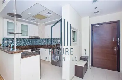 صورة لـ مطبخ شقة - غرفة نوم - 2 حمامات للايجار في برج بوتانيكا - دبي مارينا - دبي ، صورة رقم 1