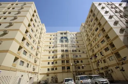 Apartment - 2 Bedrooms - 2 Bathrooms for rent in Al Telal Building - Al Majaz 2 - Al Majaz - Sharjah