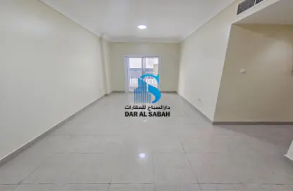شقة - 2 غرف نوم - 2 حمامات للايجار في مجمع النهدة السكني - النهدة - الشارقة