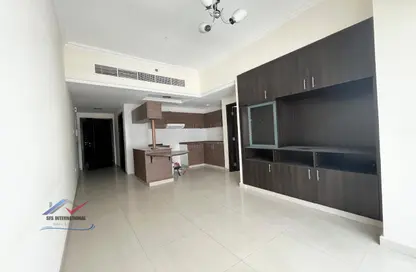 Apartment - 1 Bedroom - 2 Bathrooms for rent in Al Barsha 1 - Al Barsha - Dubai