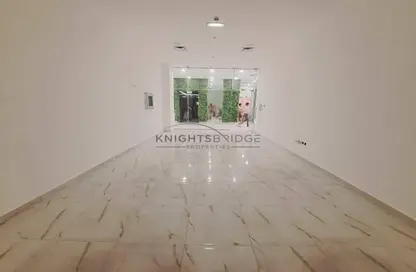 Shop - Studio - 4 Bathrooms for rent in Al Barsha 1 - Al Barsha - Dubai
