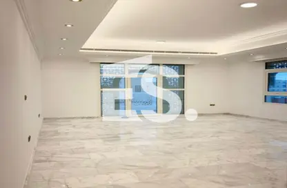 Villa - Studio - 7+ Bathrooms for rent in Shakhbout City - Abu Dhabi