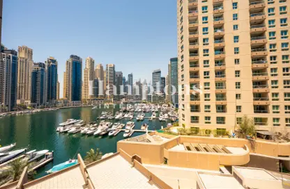 Apartment - 1 Bedroom - 2 Bathrooms for rent in Marina View Tower A - Marina View - Dubai Marina - Dubai
