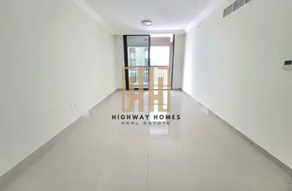 Apartment - 1 Bedroom - 2 Bathrooms for rent in Muwaileh 29 Building - Muwaileh - Sharjah