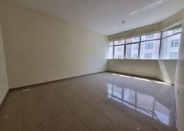 Empty Room image for: Apartment - 3 bedrooms - 3 bathrooms for rent in Shabia - Mussafah - Abu Dhabi, Image 1