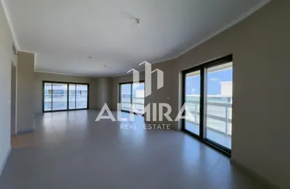 Empty Room image for: Apartment - 3 Bedrooms - 4 Bathrooms for sale in Ajwan Towers - Saadiyat Cultural District - Saadiyat Island - Abu Dhabi, Image 1