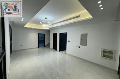 Villa - 5 Bedrooms - 7 Bathrooms for rent in Al Helio 1 - Al Helio - Ajman