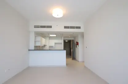 Apartment - 1 Bedroom - 2 Bathrooms for rent in Z02 - England Cluster - International City - Dubai