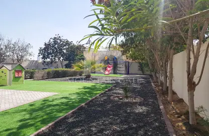 Villa - 2 Bedrooms - 4 Bathrooms for sale in District 16 - Jumeirah Village Circle - Dubai
