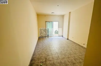 شقة - غرفة نوم - 2 حمامات للايجار في شارع الشيخ جابر الصباح - النعيمية - النعيمية - عجمان