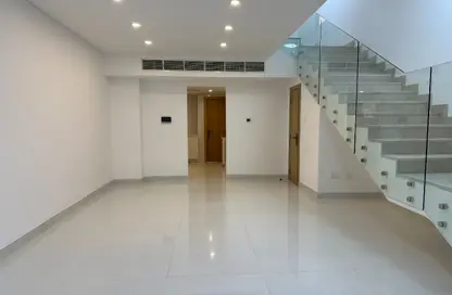 Villa - 4 Bedrooms - 5 Bathrooms for rent in Iris Park - District 15 - Jumeirah Village Circle - Dubai Villa - 4 Bedrooms - 5 Bathrooms for rent in Iris Park - District 15 - Jumeirah Village Circle - Dubai