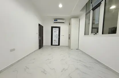 Apartment - 1 Bedroom - 1 Bathroom for rent in Mohammed Villas 6 - Mohamed Bin Zayed City - Abu Dhabi