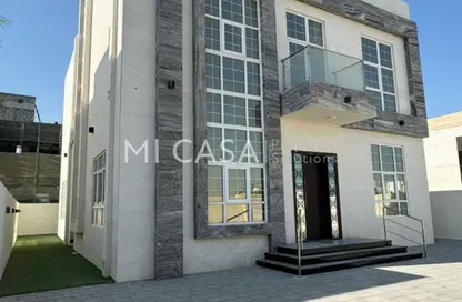 Villa - 4 Bedrooms - 5 Bathrooms for sale in Al Shamkha - Abu Dhabi