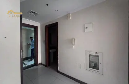 Apartment - 1 Bedroom - 2 Bathrooms for rent in Al Mahatta Building - Al Mahatta - Al Qasimia - Sharjah